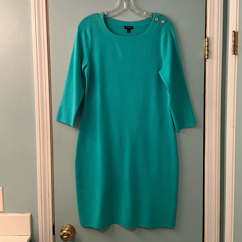 NWOT Talbots beautiful green sweaterdress